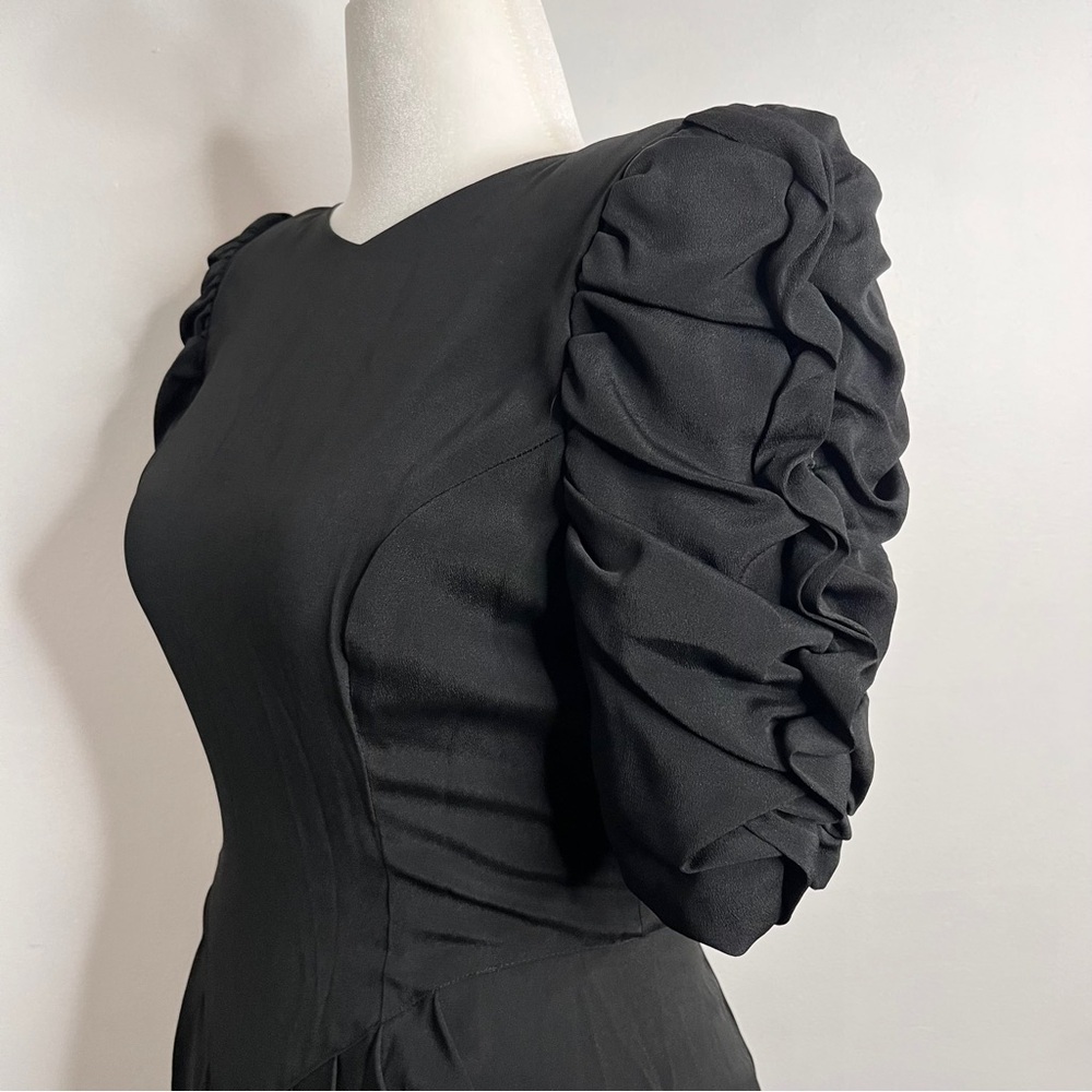 Vintage 80s Little Black Dress Statement Sleeves Open Back Knee Length Size 7/8 - Picture 5 of 11